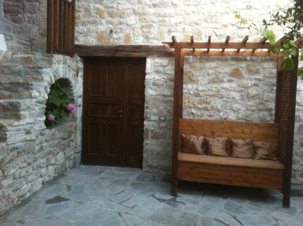 Guest House Mangalem Берат Экстерьер фото