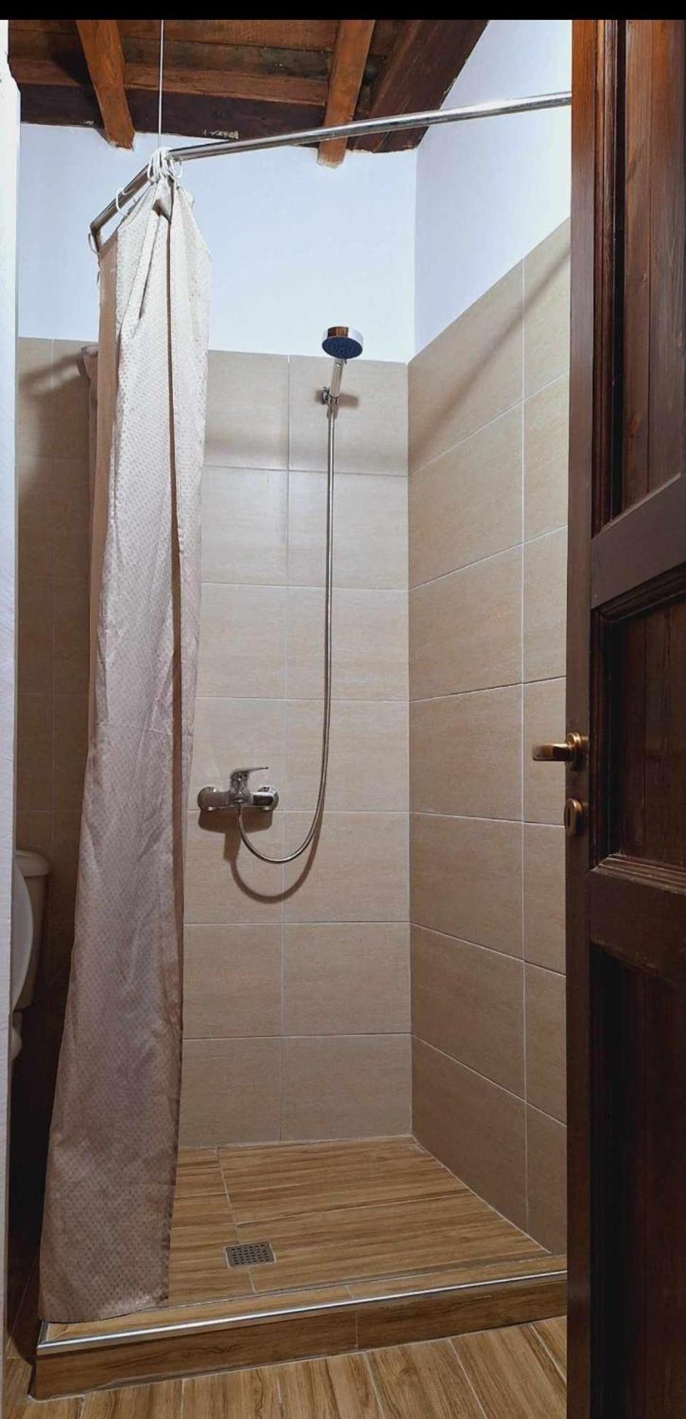 Guest House Mangalem Берат Экстерьер фото