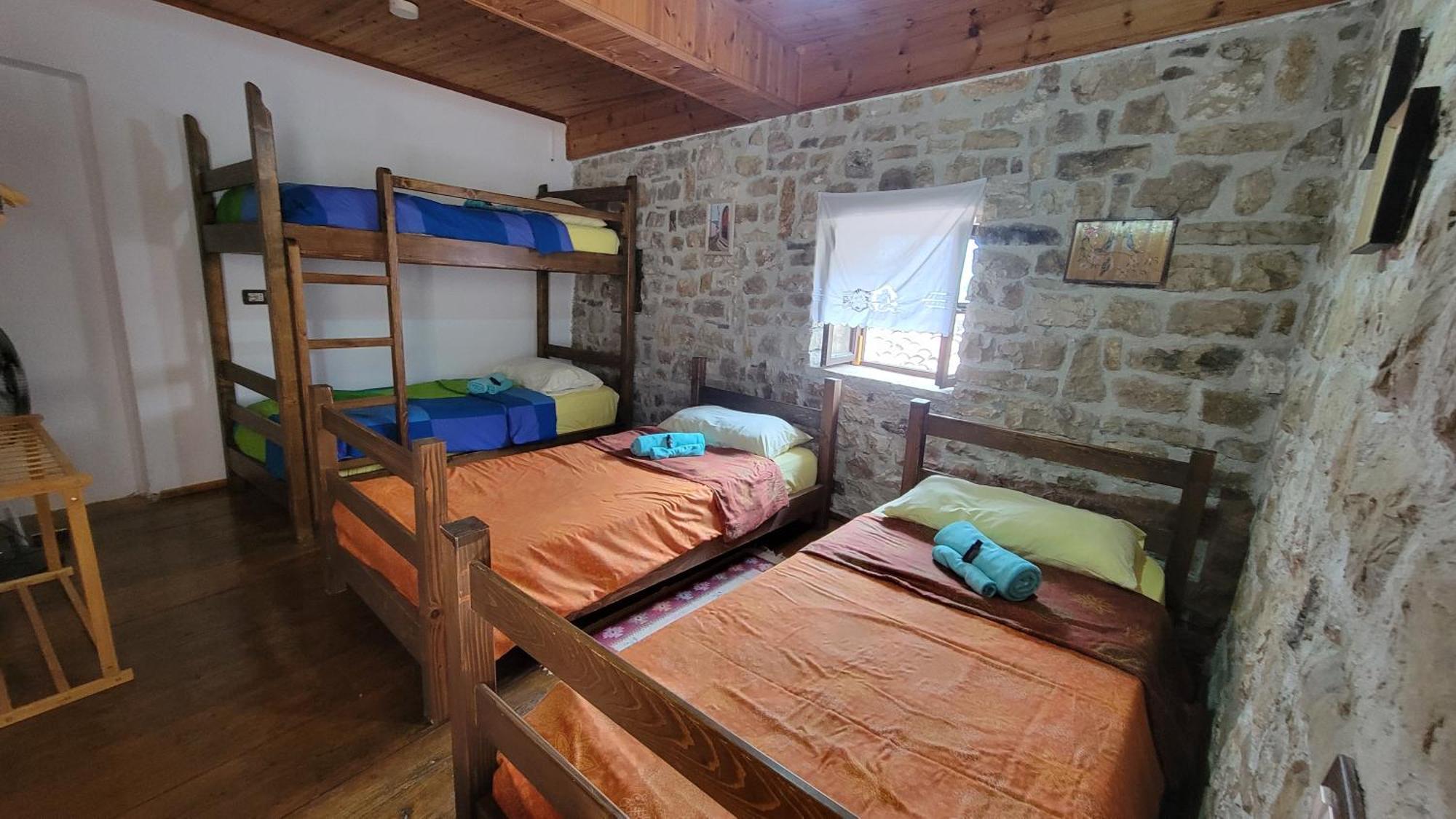 Guest House Mangalem Берат Экстерьер фото