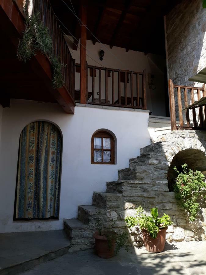 Guest House Mangalem Берат Экстерьер фото