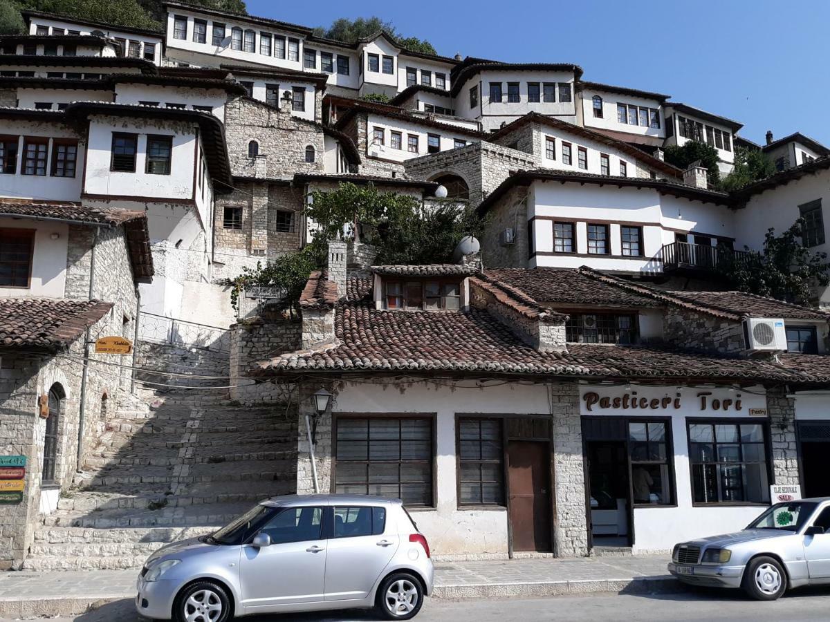 Guest House Mangalem Берат Экстерьер фото